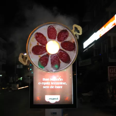 3d Advertising Models 1