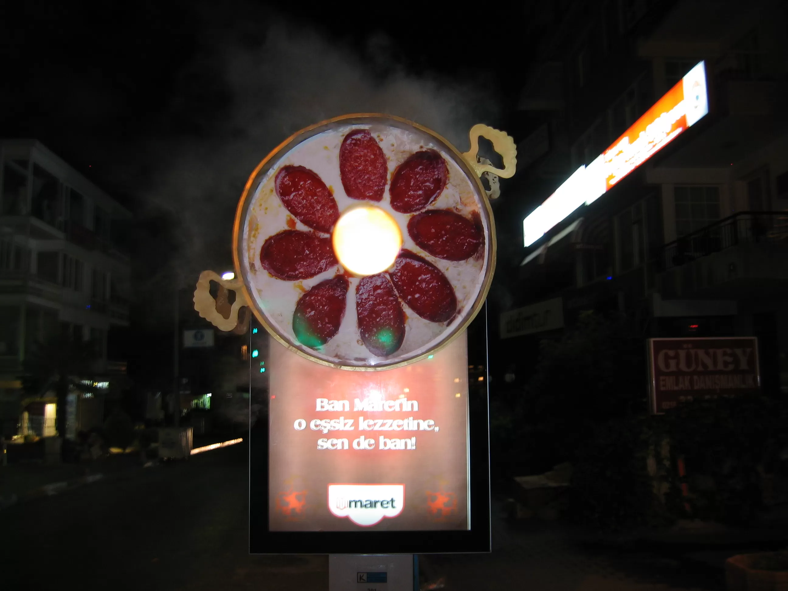 3d Advertising Models 1