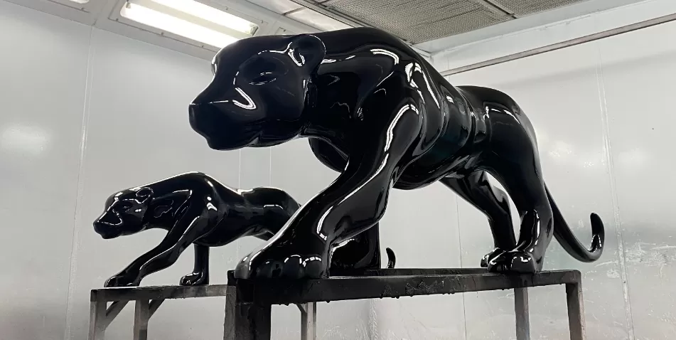 Artist Sculpture Production 7