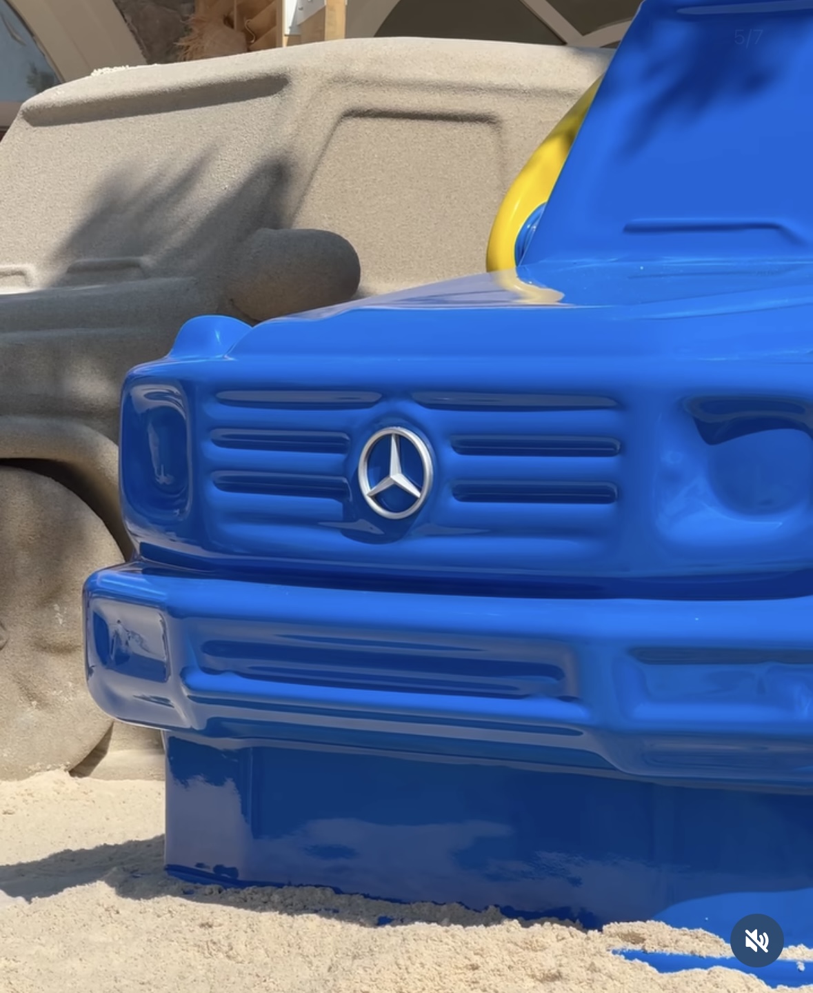 Sculpture Manufacturing 11