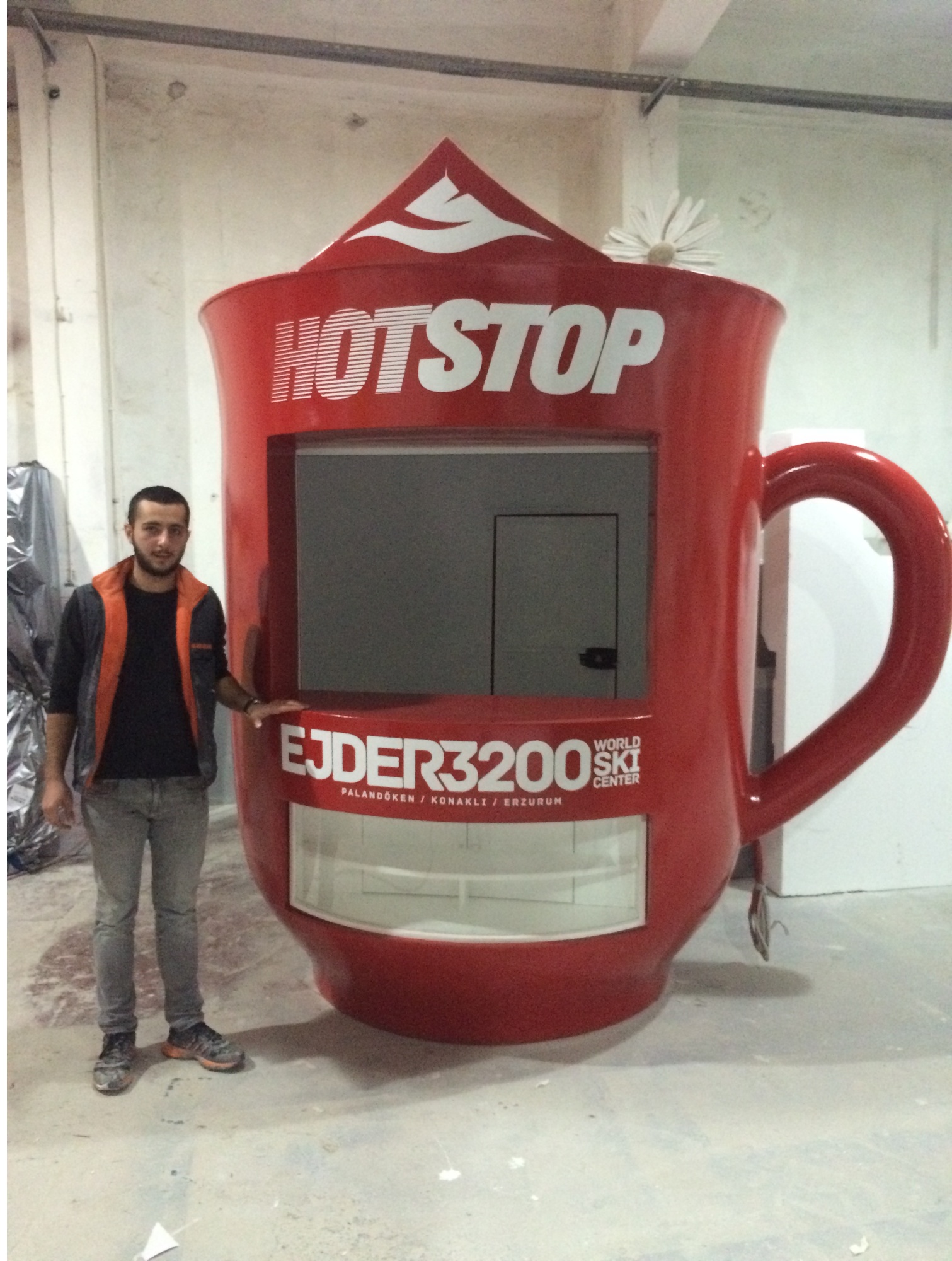 Stand Manufacturing 6