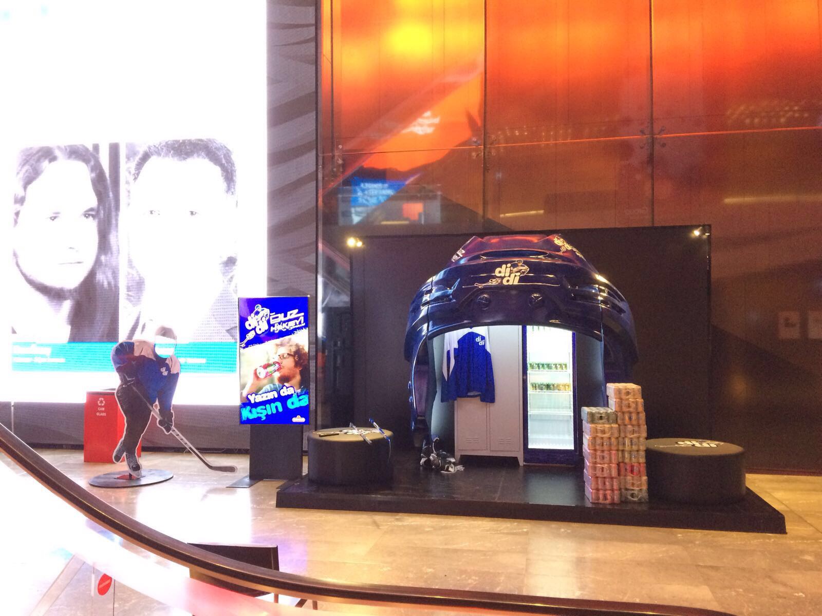 Stand Manufacturing 8